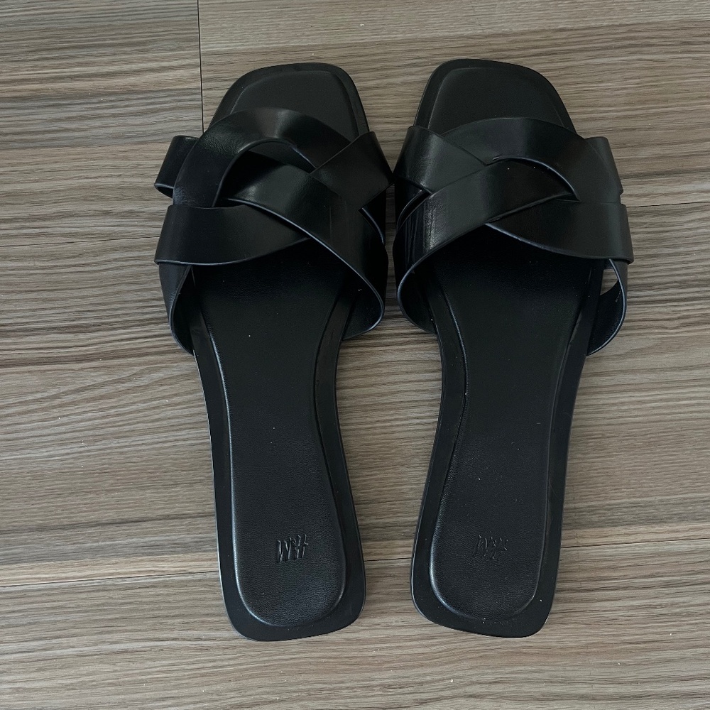 Black sandals